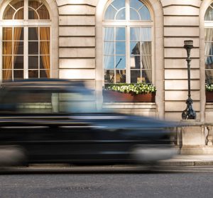 Bolt partners with London's Black Cabs to expand service offering