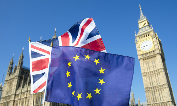 Brexit: EU suggests UK transport companies prepare for ‘no-deal’ scenario