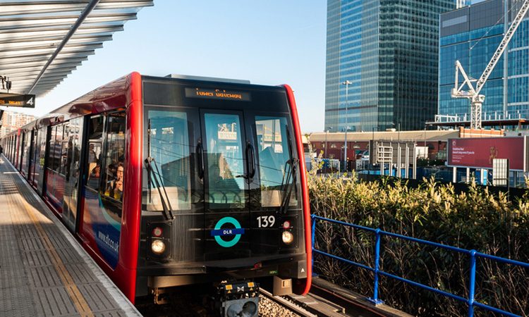 Oldest DLR trains to be replaced with brand new rolling stock