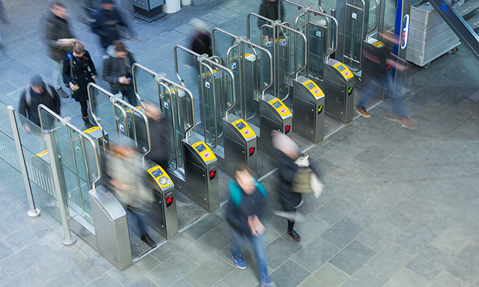 Arcontia contactless smart card readers used in Nautiz PDAs for Dutch Railways