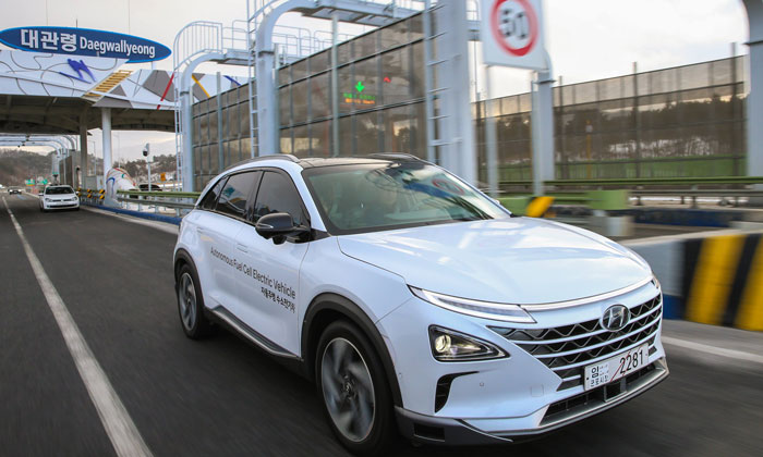 Hyundai's first self-driven fuel-cell electric vehicle completes 190km trip