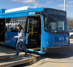 Kansas City Airport to invest in wireless electric bus charging system