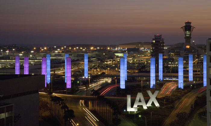 Twenty electric buses for airside use at Los Angeles International Airport