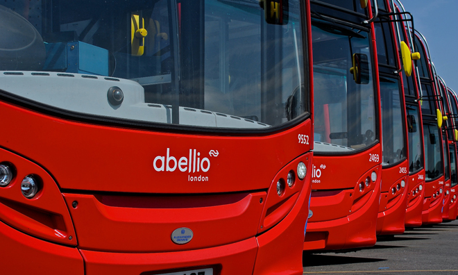 London buses to display real-time traffic updates