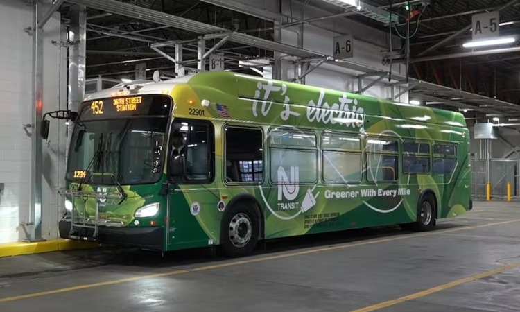NJ Transit unveils first battery electric bus