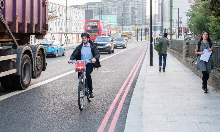 TfL to begin fining motor vehicles to improve cycle safety on its roads