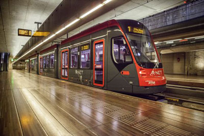 New Avenio LRVs begin passenger service in The Hague