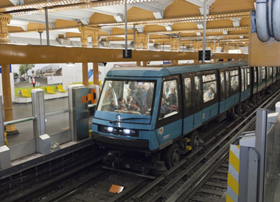 Paris driverless metro car