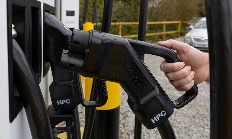 First Bus launches UK’s first consumer EV charging hub in Cornwall