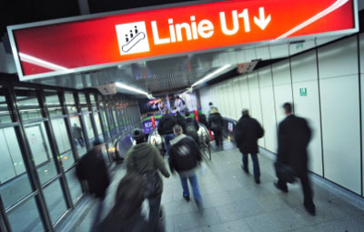 Wiener Linien awards Vienna U1 line electrification contract