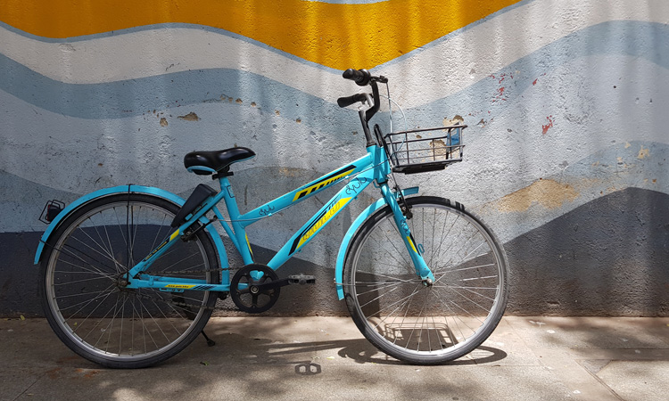 A Yulu bike in Pune, India