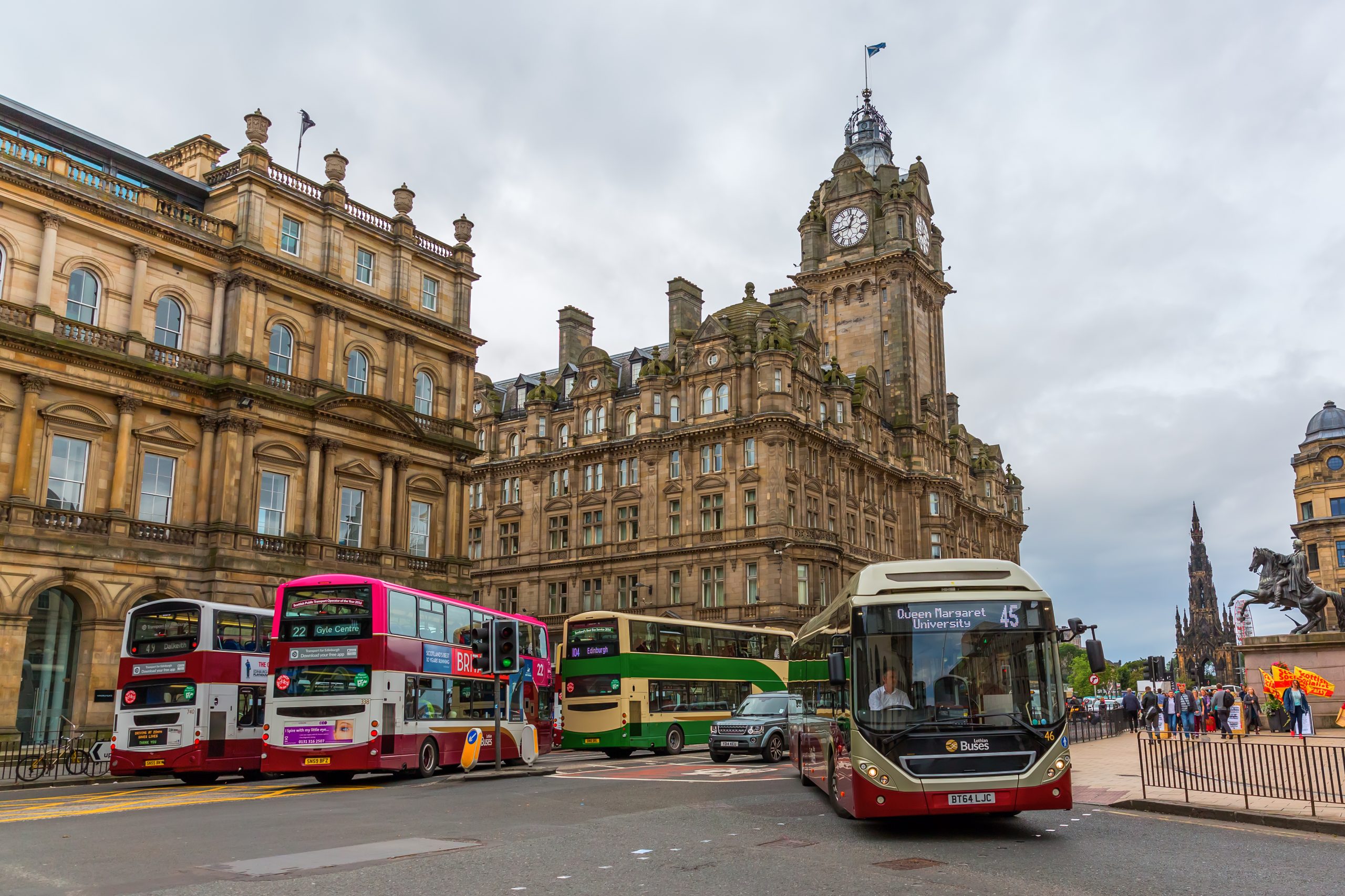 buses in Edinburgh