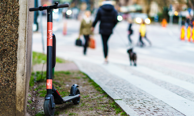 Voi integrates scooters services with Düsseldorf’s mobility app Redy