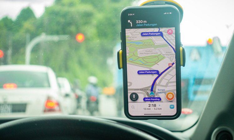 Waze to share traffic data with transport authorities